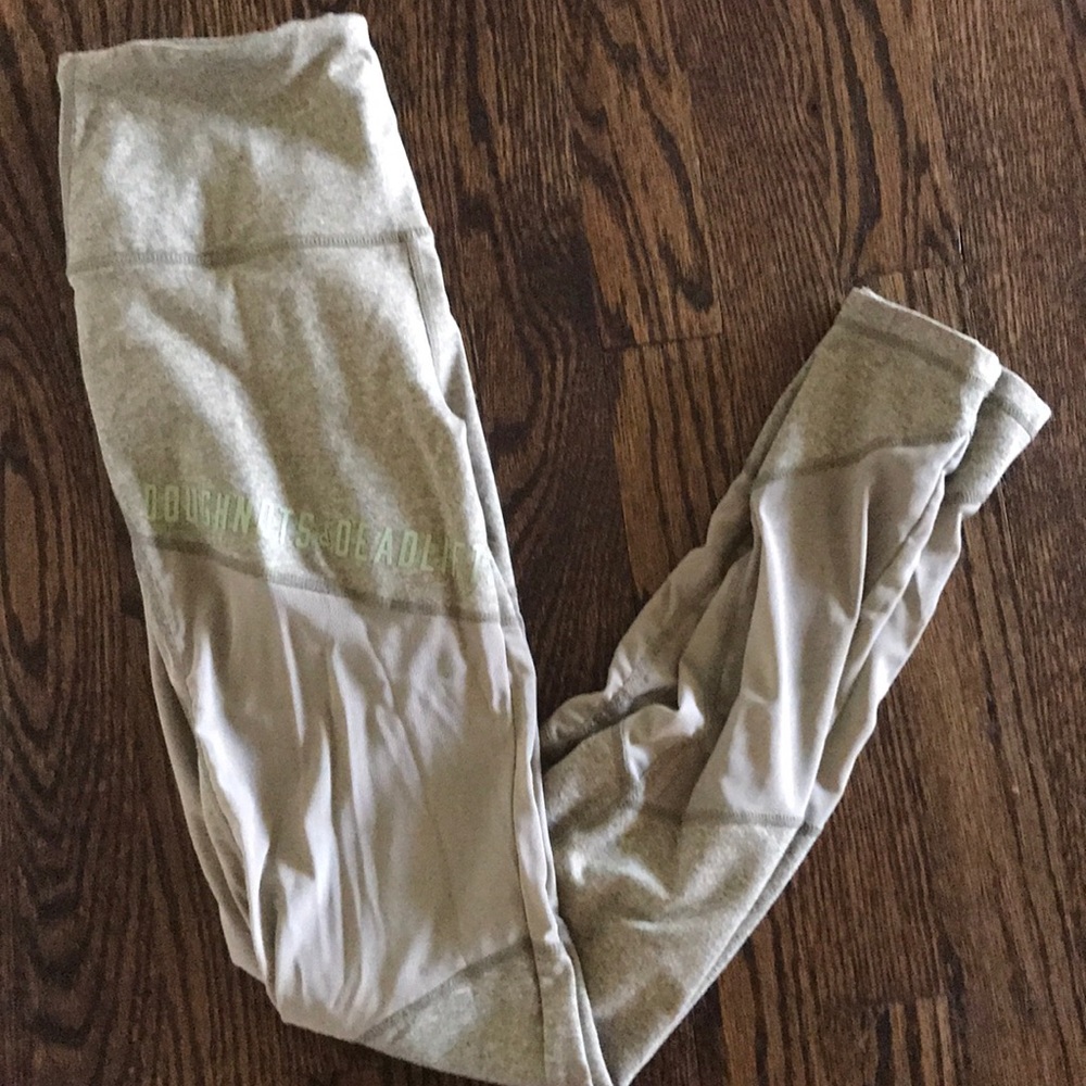 RARE& Soldout Doughnuts and Deadlifts Mesh Legging